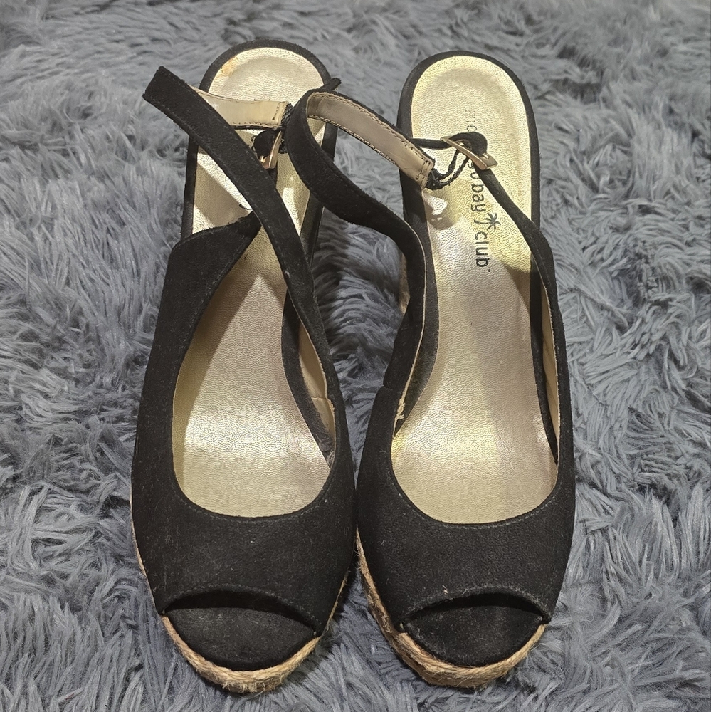 Black Wedge Sandals